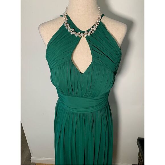 Green bridal dress made of honor size 0 by dessy collection - Picture 3 of 7